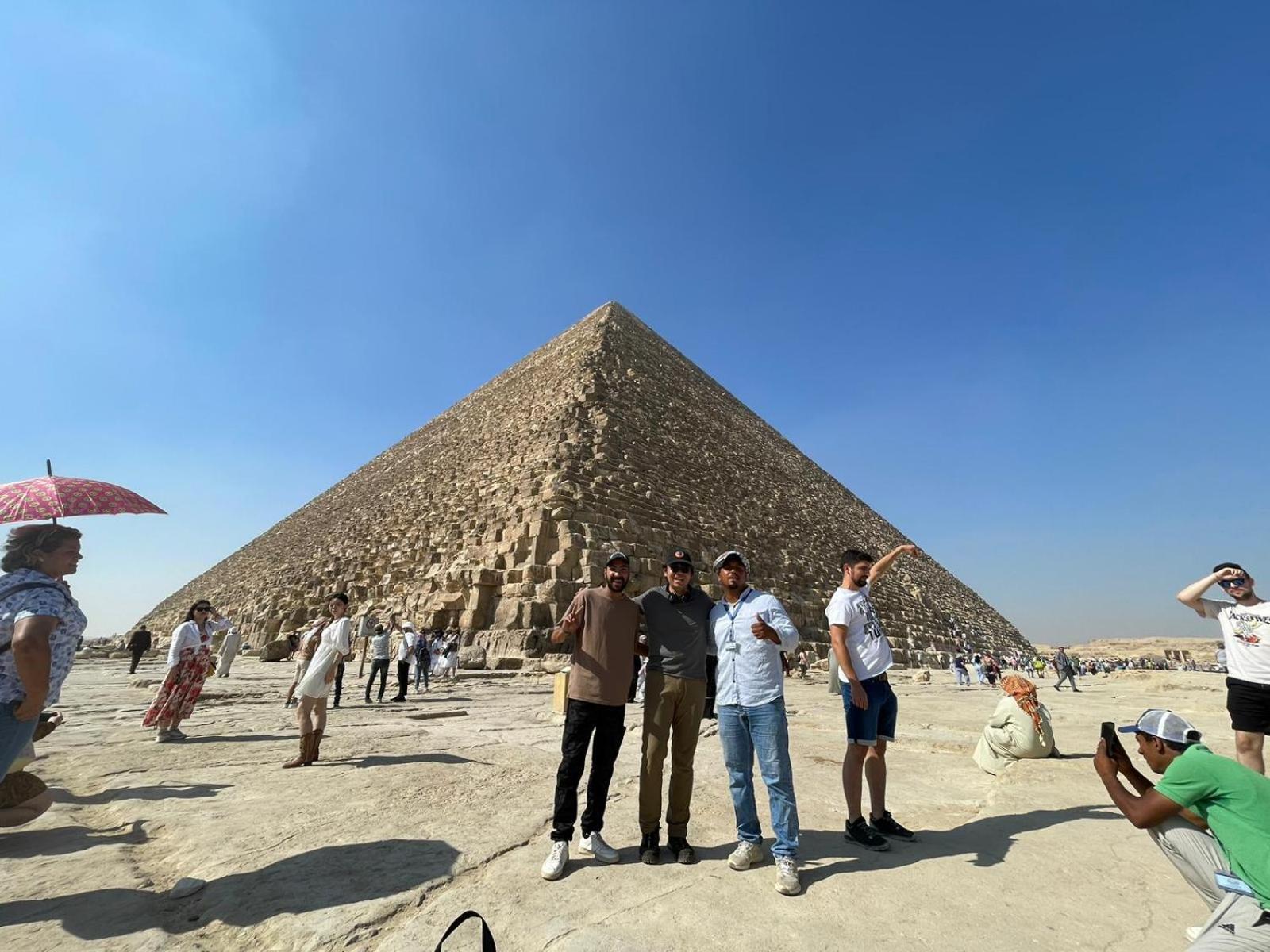 Momen Pyramids Inn Kafret el-Gabal Exterior photo